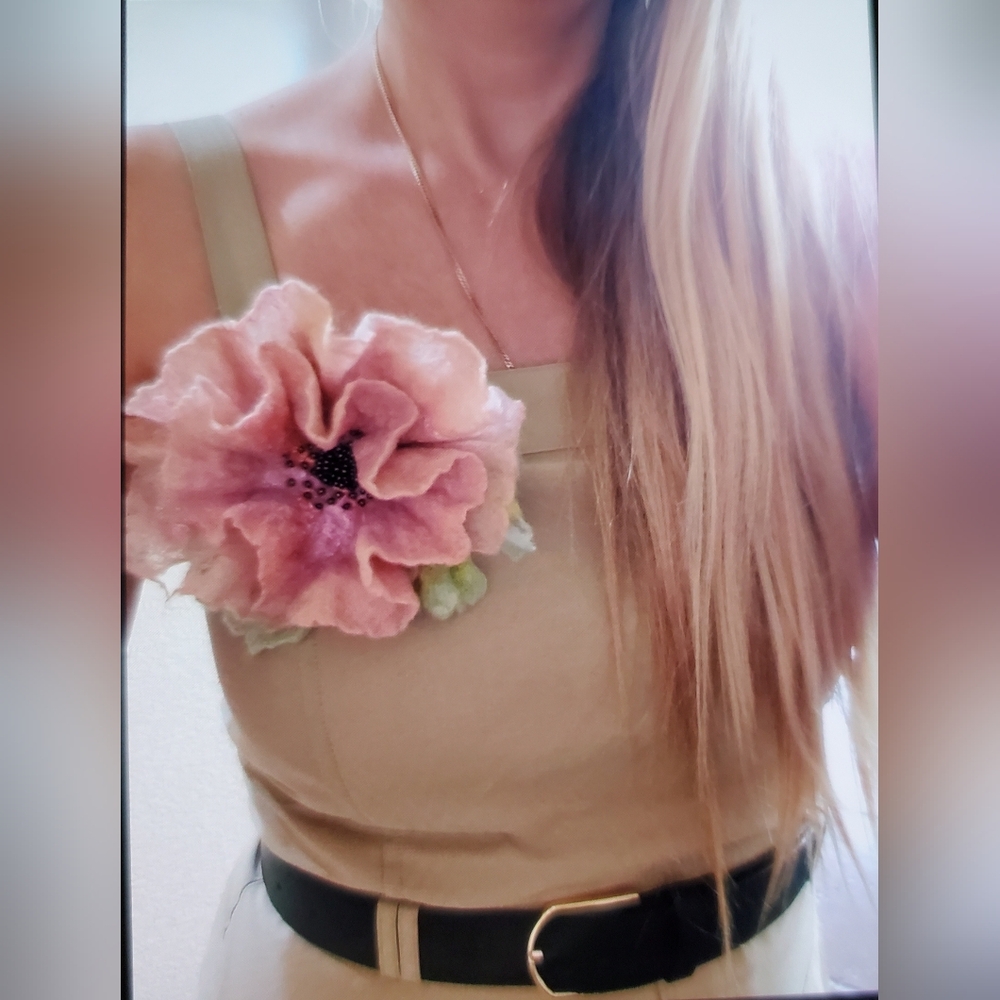 Handcrafted 100% Soft Marino wool  flower decoration